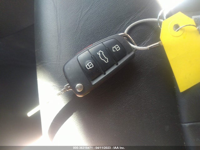 WA1AUCF38M1097499 Audi Q3 PREMIUM