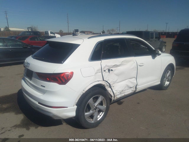 WA1AUCF38M1097499 Audi Q3 PREMIUM