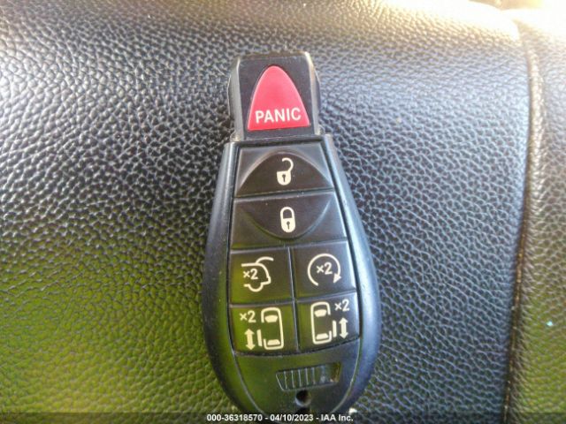 2C4RDGCG5JR359509 Dodge Grand Caravan Sxt