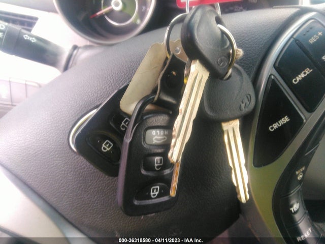 Hyundai ELANTRA SE 2015 5NPDH4AE8FH642800 Image 3