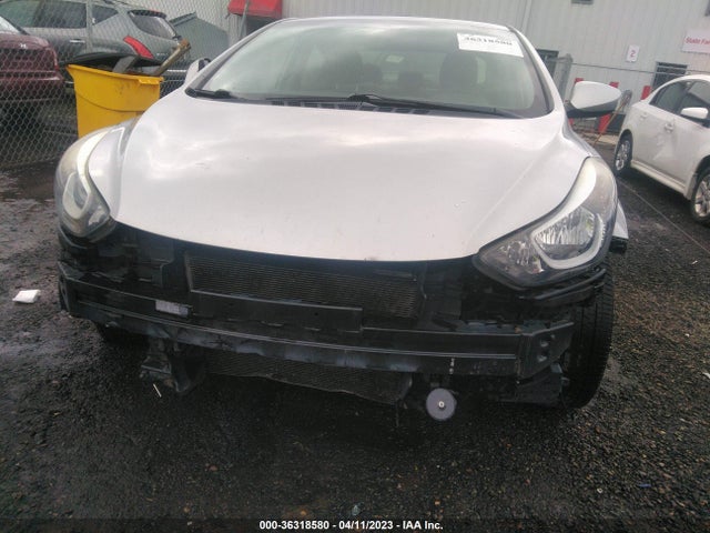 Hyundai ELANTRA SE 2015 5NPDH4AE8FH642800 Image 8