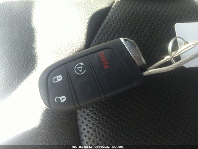 3C4NJDCB4KT672656 Jeep Compass Limited
