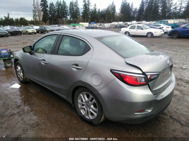3MYDLBZVXGY139735 Scion IA