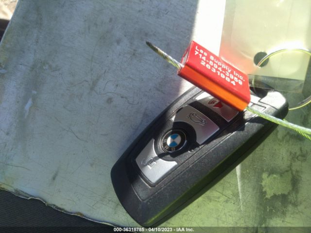 WBA8E5G59GNT41796 BMW 3 Series 320i Xdrive