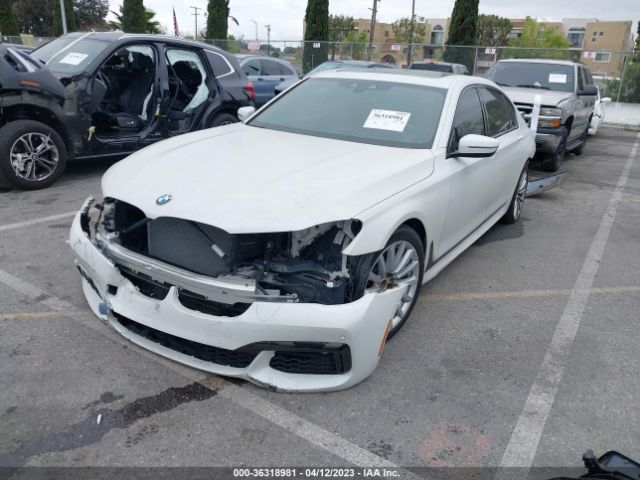WBA7F0C51JGM22997 BMW 7 Series 750i