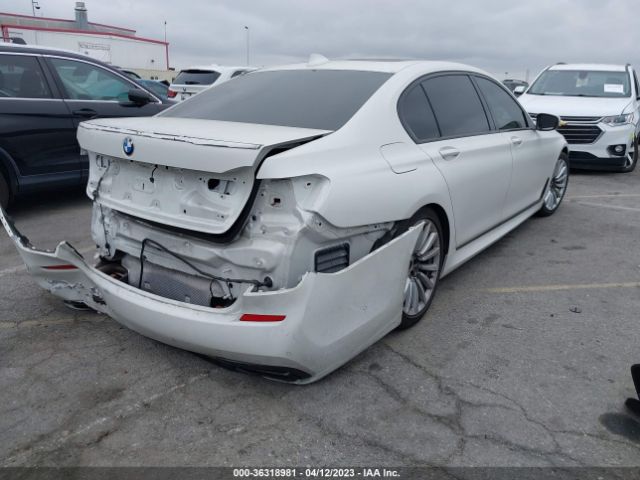 WBA7F0C51JGM22997 BMW 7 Series 750i