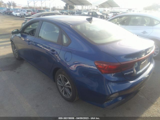 3KPF24ADXPE511441 KIA Forte Lxs