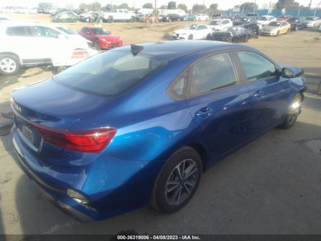 3KPF24ADXPE511441 KIA Forte Lxs