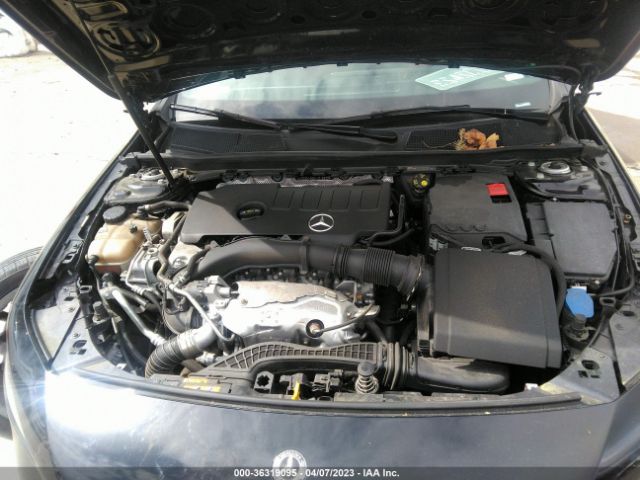 WDD3G4EB3KW019500 Mercedes-Benz A-class A 220