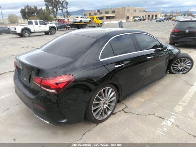 WDD3G4EB3KW019500 Mercedes-Benz A-class A 220