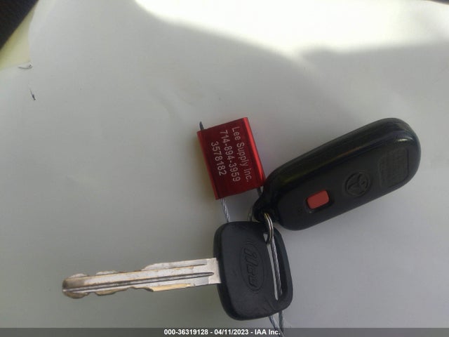 2005 TOYOTA CAMRY STD/LE/SE/XLE VIN: 4T1BE32K35U583282