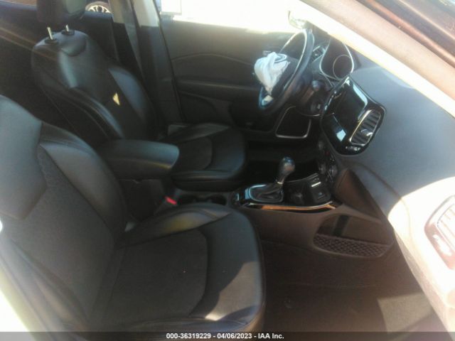 3C4NJCBB2LT229998 Jeep Compass Altitude