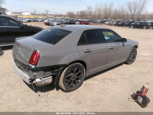 2C3CCAGG4JH160901 Chrysler 300 300s