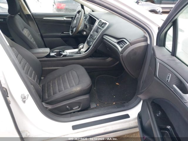 3FA6P0H73GR389935 Ford FUSION SE