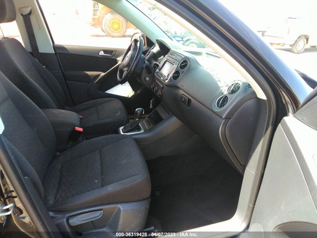 2015 VOLKSWAGEN TIGUAN S VIN: WVGAV7AX6FW510848