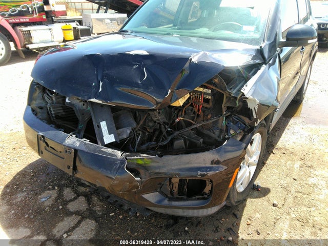 2015 VOLKSWAGEN TIGUAN S VIN: WVGAV7AX6FW510848