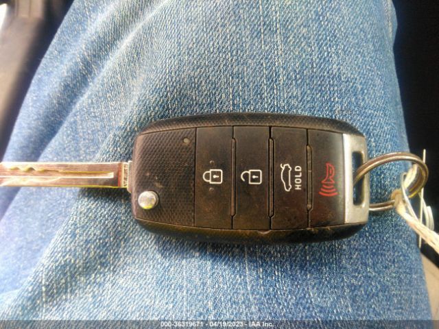 5XXGM4A77FG433960 KIA Optima Lx