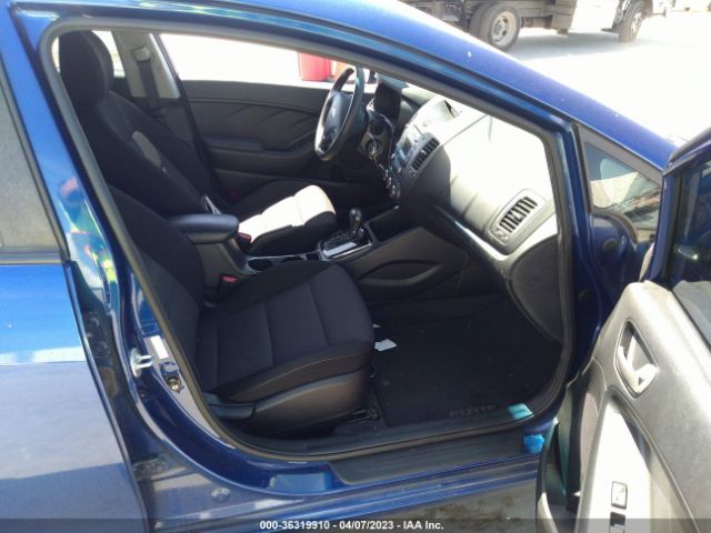 3KPFK4A70HE111688 KIA FORTE LX