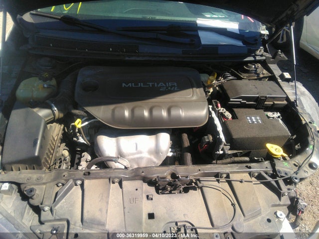 1C3CCCABXFN570125 Chrysler 200 Limited