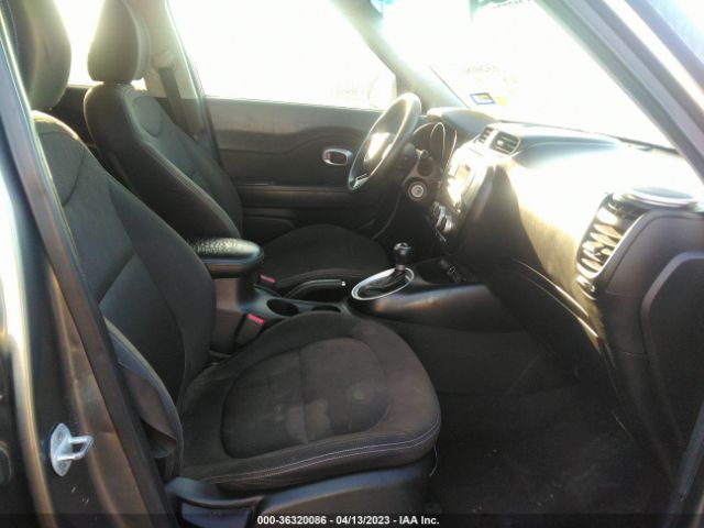 KNDJN2A21F7189663 KIA Soul Base