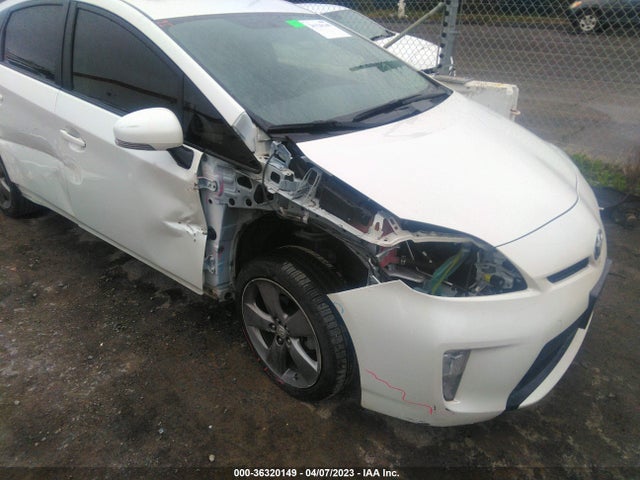 Toyota Prius Four 2015 JTDKN3DUXF0405218 Image 6