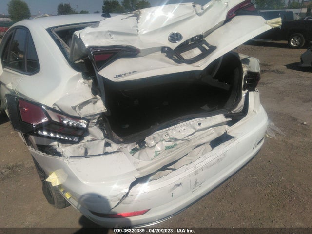 3VWGB7BU7LM057893 Volkswagen Jetta Sel Premium