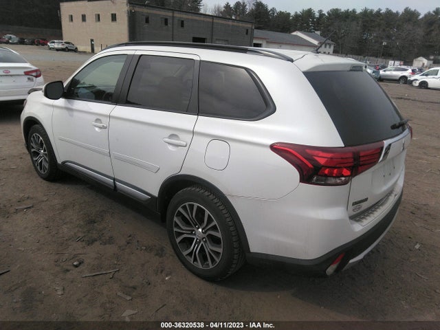 JA4AZ3A32GZ010355 Mitsubishi Outlander Sel