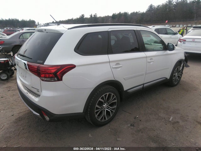 JA4AZ3A32GZ010355 Mitsubishi Outlander Sel