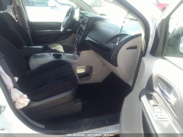 2C4RDGCG5GR179715 Dodge Grand Caravan Sxt