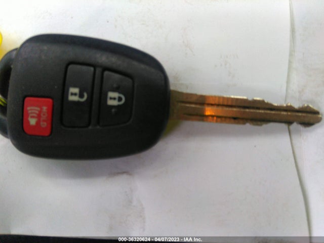 Toyota RAV4 LE 2014 JTMBFREVXED057872 Image 11