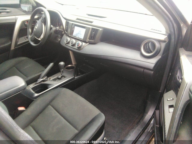 Toyota RAV4 LE 2014 JTMBFREVXED057872 Image 5