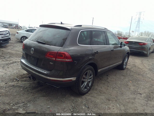 2015 Volkswagen Touareg, VIN: WVGEP9BP1FD007164