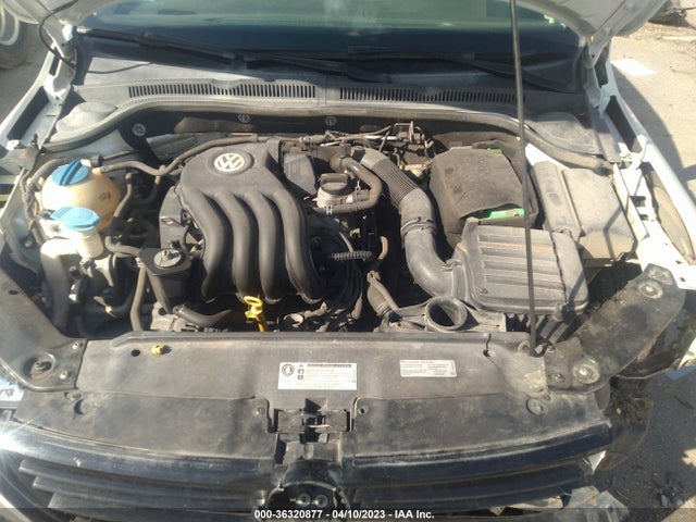 3VW2K7AJ4EM417013 Volkswagen Jetta Sedan S