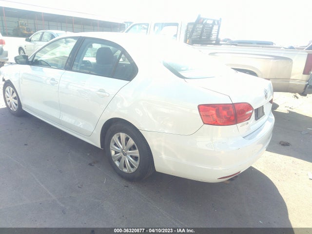 3VW2K7AJ4EM417013 Volkswagen Jetta Sedan S