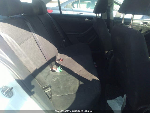 3VW2K7AJ4EM417013 Volkswagen Jetta Sedan S