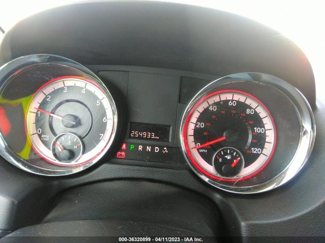 2018 DODGE GRAND CARAVAN SXT VIN: 2C4RDGCG2JR239280