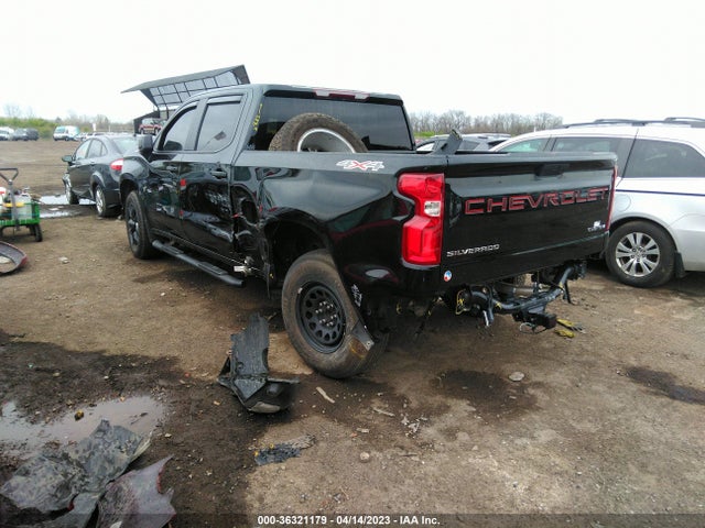 Chevrolet Silverado 1500 Custom 2021 1GCPYBEKXMZ393813 Image 3