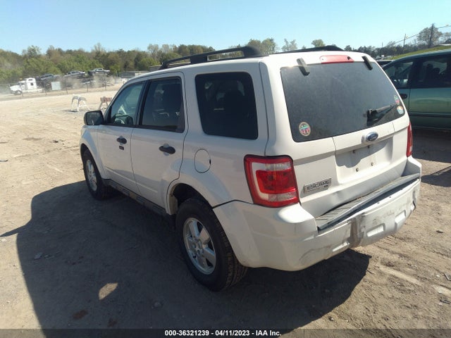 2009 FORD ESCAPE XLT VIN: 1FMCU03G89KA20052