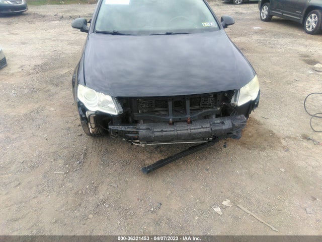 2008 VOLKSWAGEN PASSAT SEDAN LUX VIN: WVWEK73C78P028220