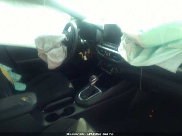 3KPF24ADXKE060679 KIA Forte Lxs
