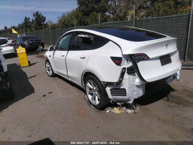 Tesla Model Y Long Range 2021 5YJYGDEE2MF217342 Image 5