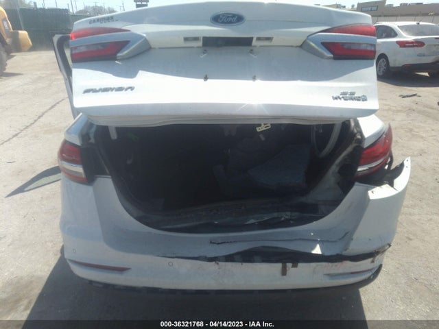 3FA6P0LU8KR120805 Ford Fusion Hybrid Se