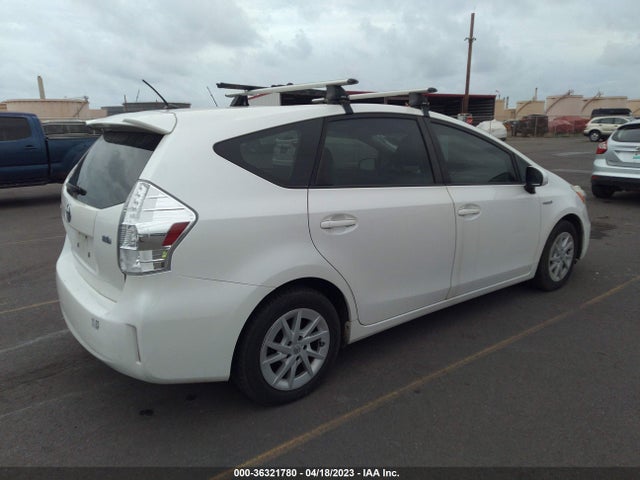 Toyota Prius V Two/three/five 2014 JTDZN3EU1EJ010818 Image 4