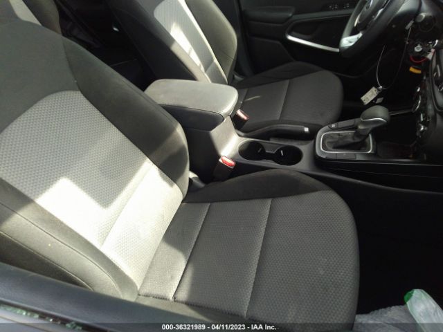 KNDJ23AU2L7032901 KIA SOUL LX