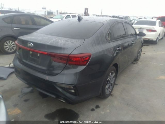 3KPF24AD4ME283349 KIA Forte Lxs