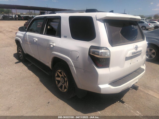 Toyota 4RUNNER SR5 2019 JTEBU5JR0K5721170 Image 4