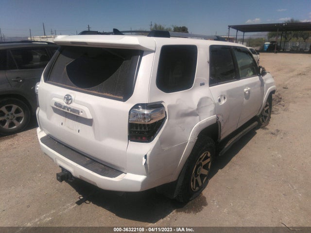 Toyota 4RUNNER SR5 2019 JTEBU5JR0K5721170 Image 5