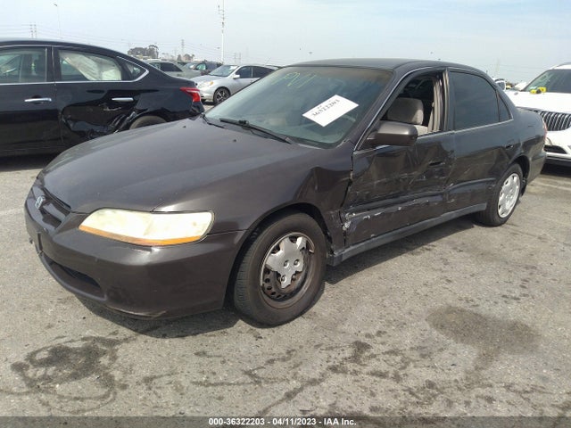1998 HONDA ACCORD SDN LX VIN: 1HGCG5644WA082254