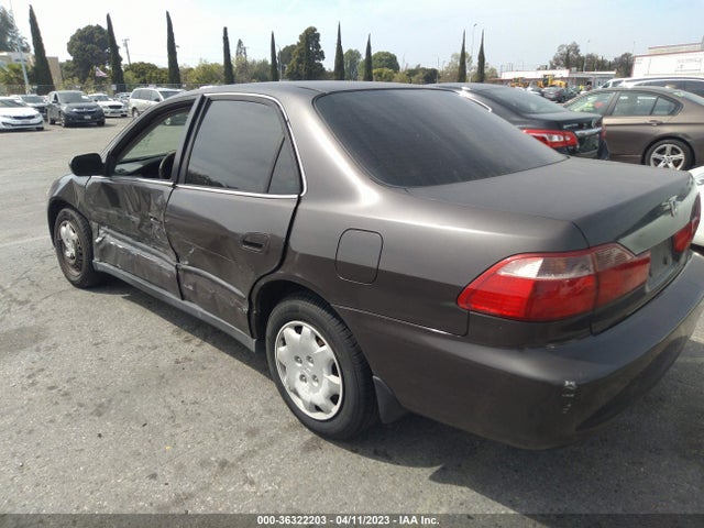 1998 HONDA ACCORD SDN LX VIN: 1HGCG5644WA082254