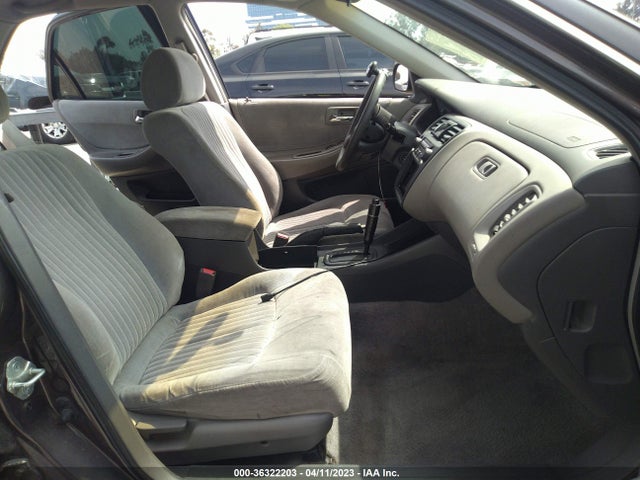 1998 HONDA ACCORD SDN LX VIN: 1HGCG5644WA082254